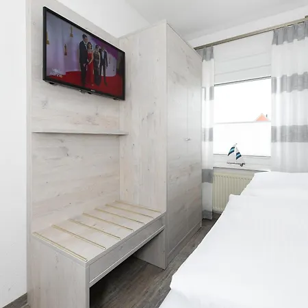 Haus Strandkorb Mit Fruehstuecksoption Bensersiel Exterior foto