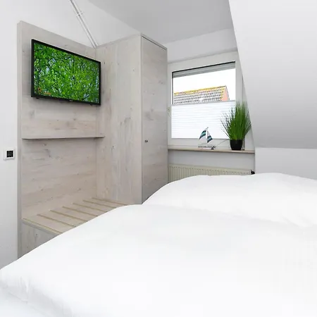 Haus Strandkorb Mit Fruehstuecksoption Bensersiel Exterior foto