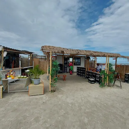 Haus Strandkorb Mit Fruehstuecksoption Bensersiel Exterior foto