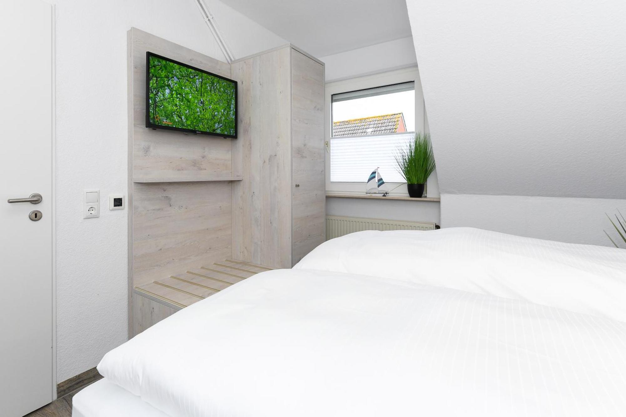 Haus Strandkorb Mit Fruehstuecksoption Apartment Bensersiel