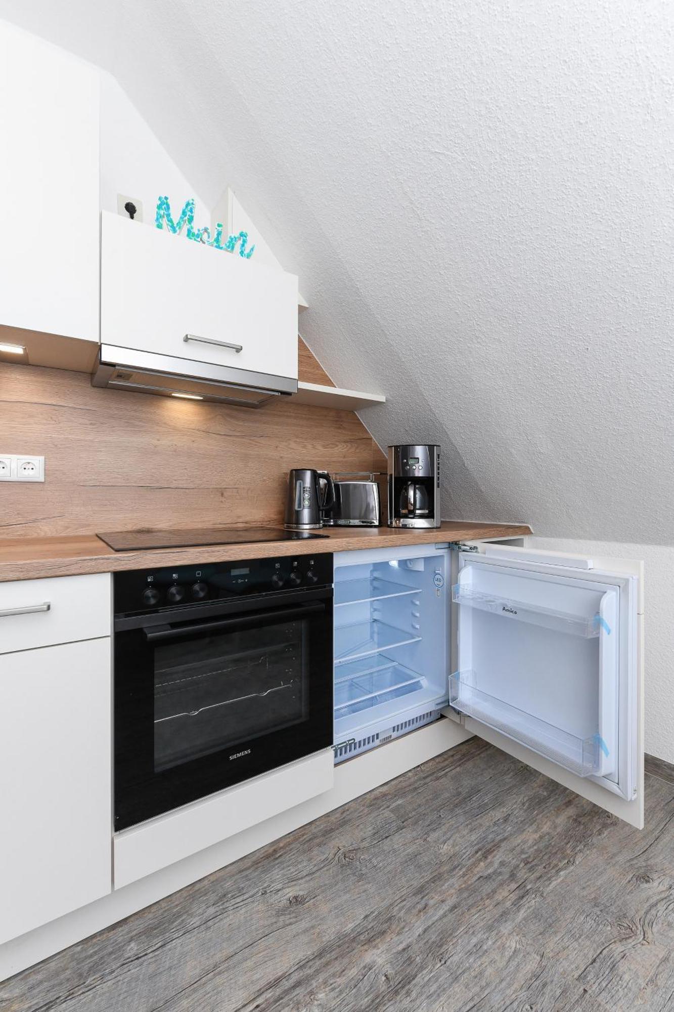 Haus Strandkorb Mit Fruehstuecksoption Bensersiel